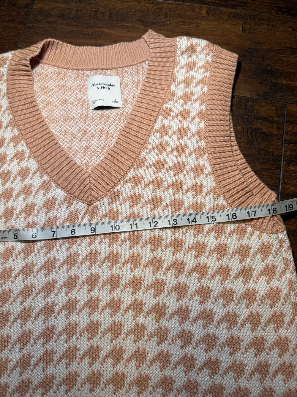 Abercrombie & Fitch Sleeveless Houndstooth Knit Dress in Light Pink Size Small - Picture 10 of 11